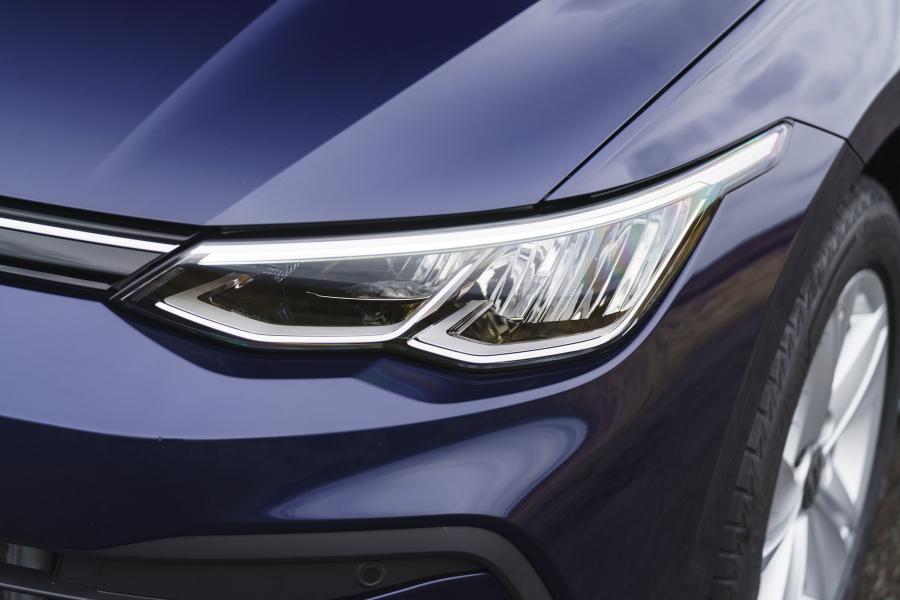 Детали экстерьера Volkswagen Golf Life 2020 года  (UK) (фото 35 из 40)